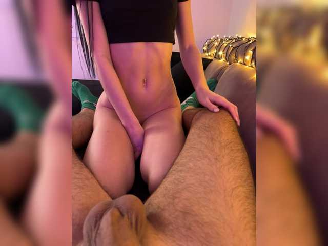 Entra en el chat con el modelo OhHoney OhHoney