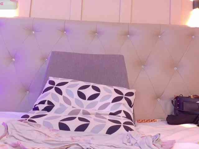 sofia-ebony webcam
