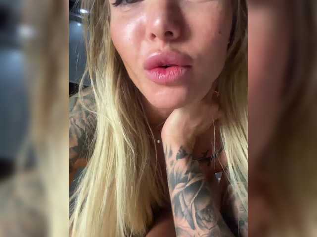 Accedi alla chat con il nickname WILD-ANGEL777 WILD-ANGEL777