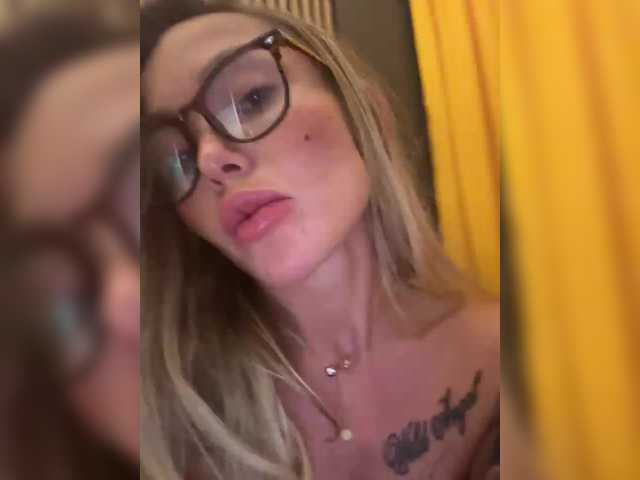 Gratis Live Sexcam mit WILD-ANGEL777 WILD-ANGEL777