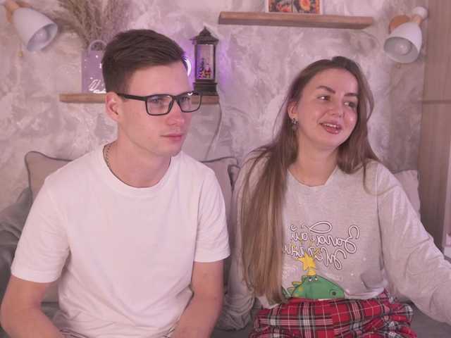 Vai a chattare su PashaAndMila PashaAndMila