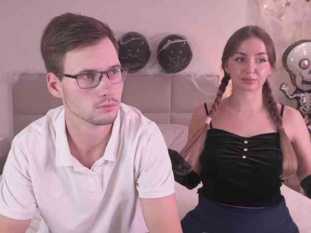 PashaAndMila webcam