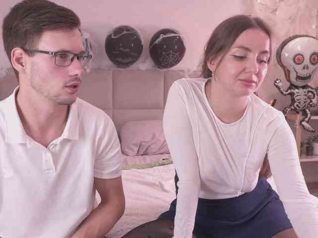PashaAndMila webcam