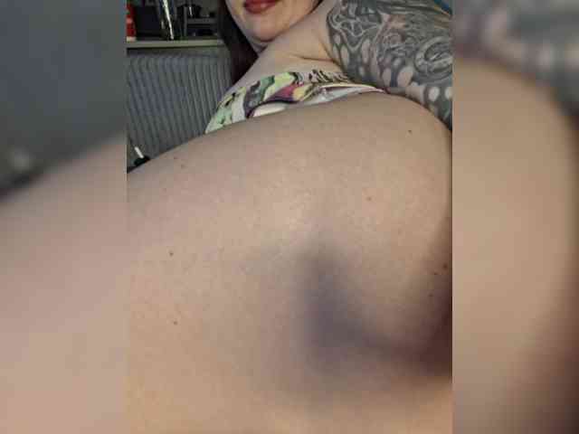 VyshlaZaVinom webcam