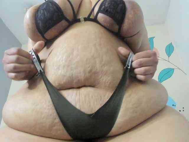 AlondraZaens webcam