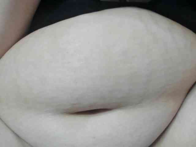 AlondraZaens webcam