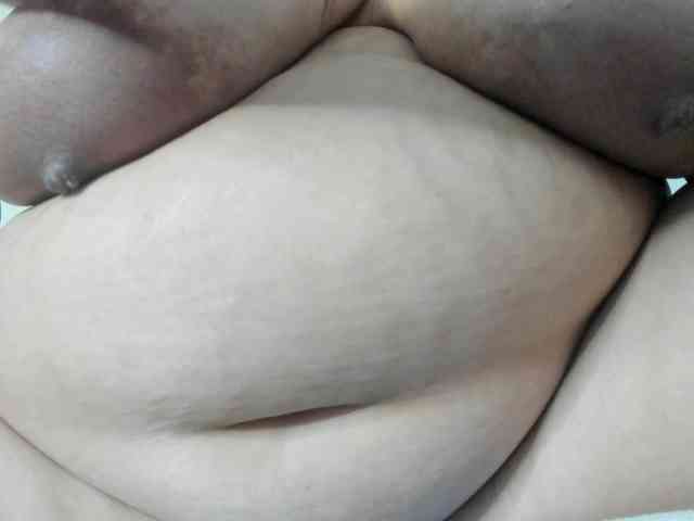 AlondraZaens webcam