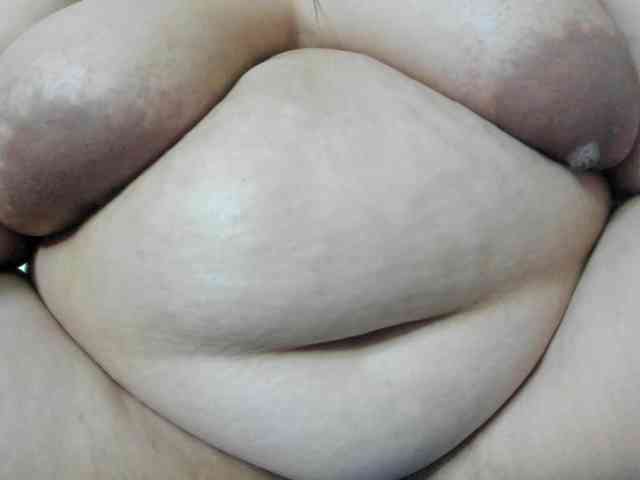 AlondraZaens webcam