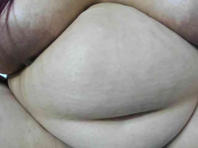 AlondraZaens webcam
