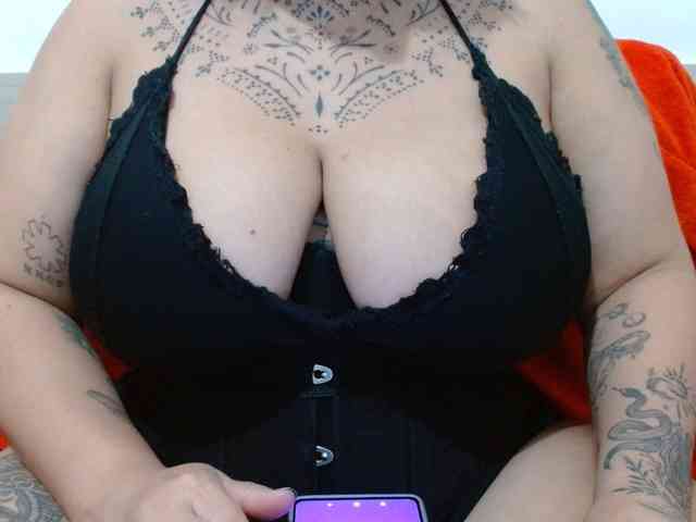 Lilithfire webcam