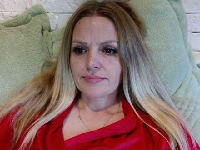 AngelAlone webcam