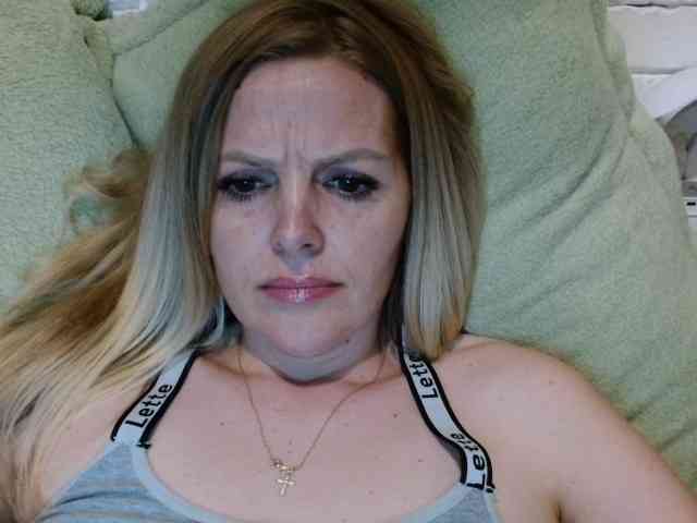 AngelAlone webcam