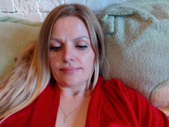 AngelAlone webcam