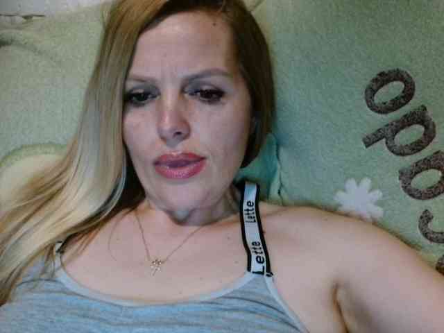 AngelAlone webcam