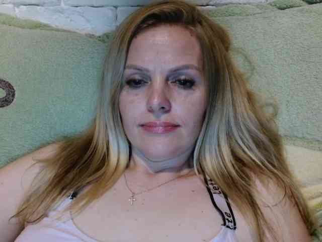 AngelAlone webcam