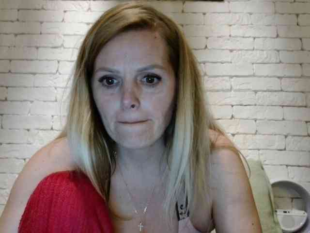 AngelAlone webcam