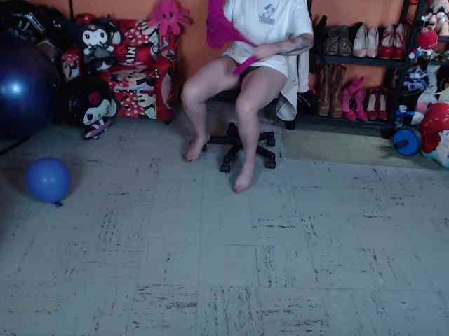 MissMia webcam