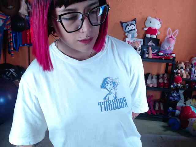 MissMia webcam