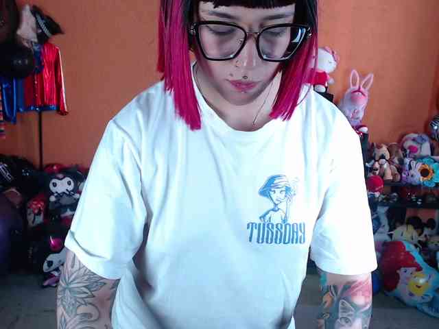 MissMia webcam