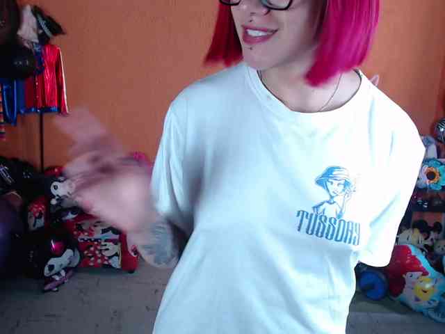 MissMia webcam