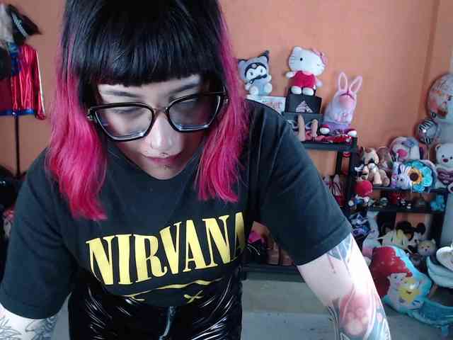 MissMia webcam
