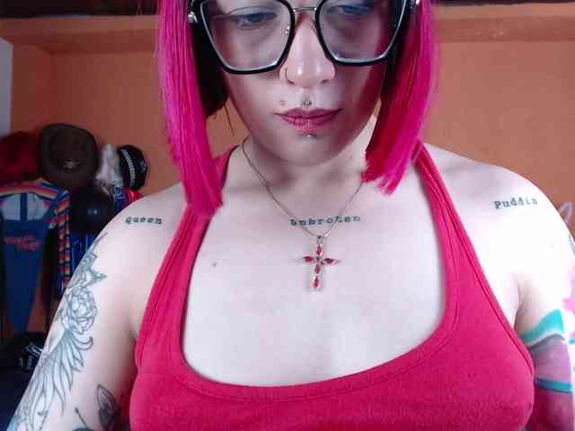 MissMia webcam