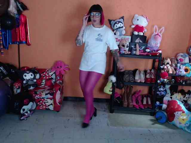 MissMia webcam