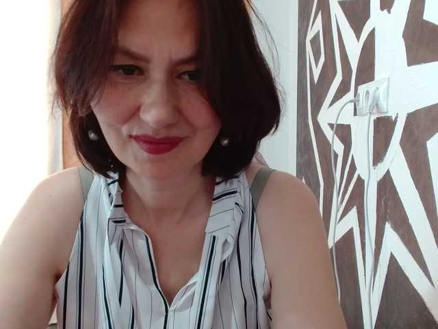 Рунетки: дрочит мужу прилюдно, секс чат бесплатно