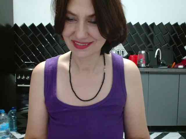 ANGELALADI webcam