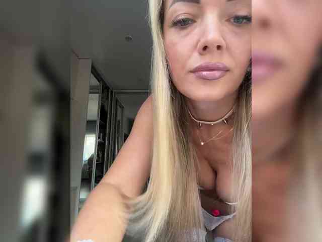 Polina197167 webcam