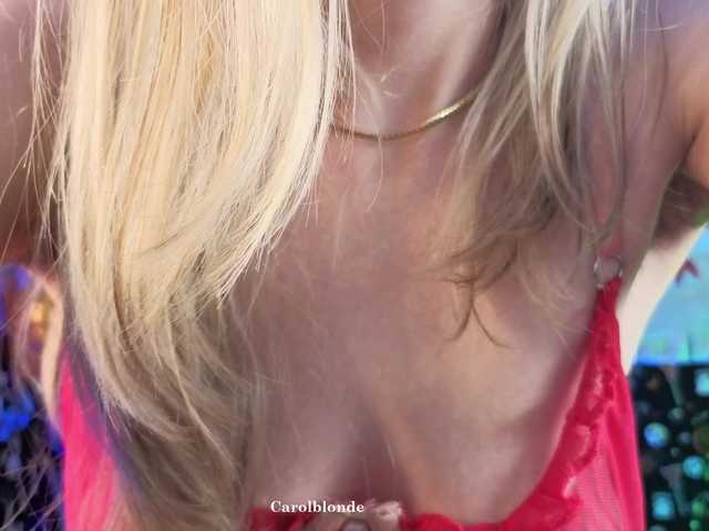 Carolblonde webcam