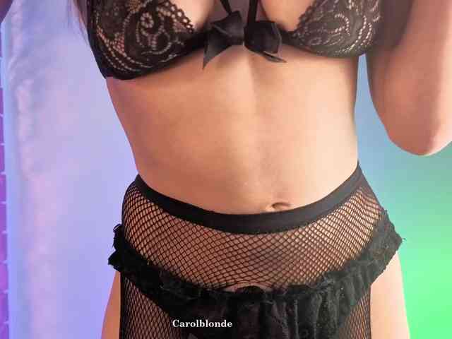 Carolblonde webcam
