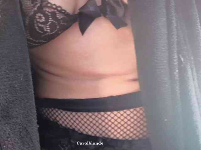Carolblonde webcam