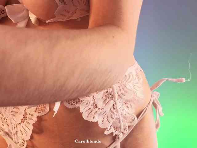 Carolblonde webcam