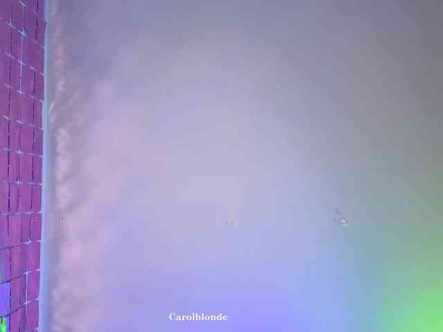 Carolblonde webcam