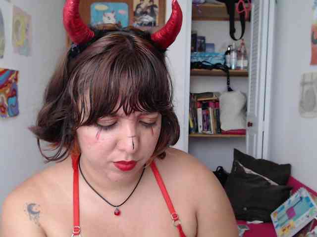 NanaBela webcam