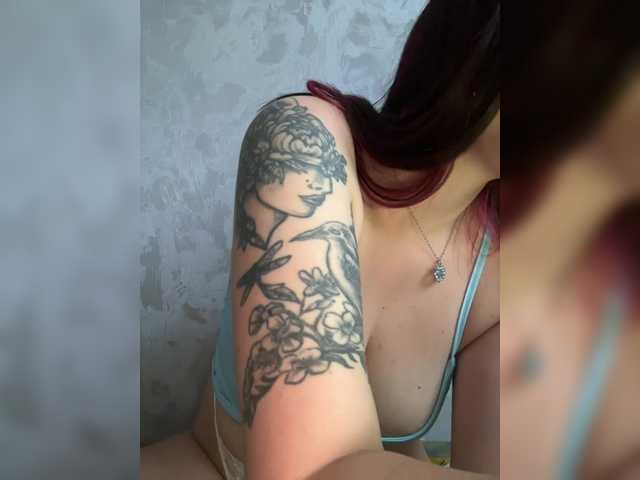 Vai a chattare su GoodGirl21 GoodGirl21