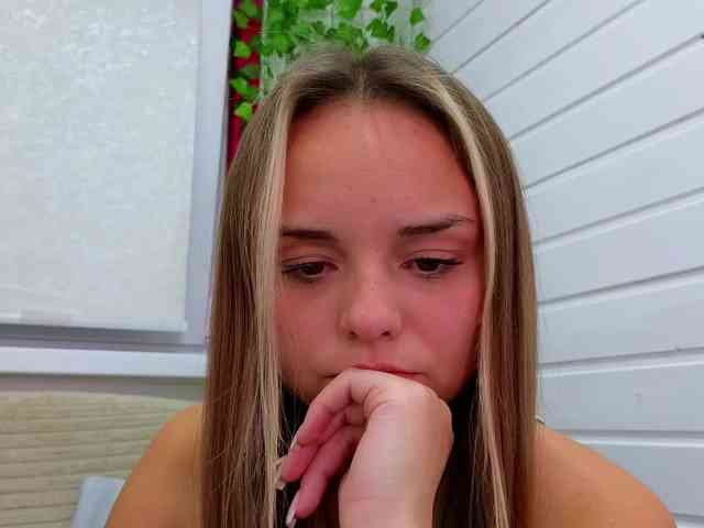 misss-vikki webcam
