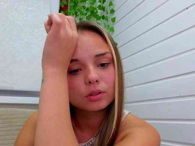misss-vikki webcam