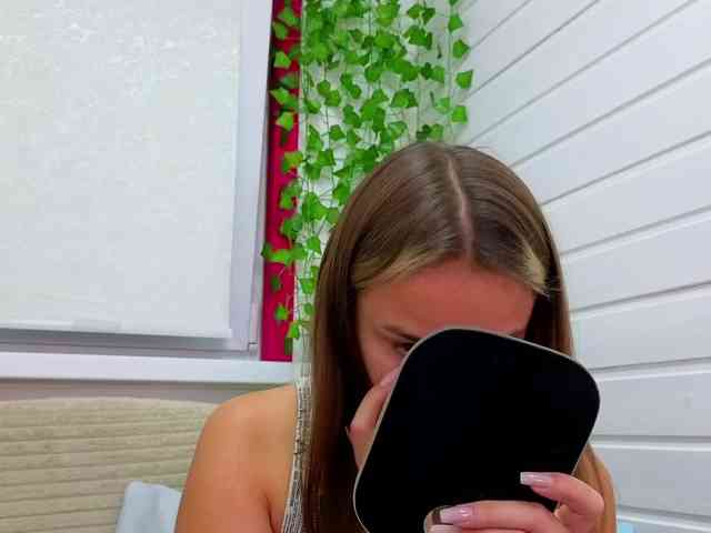 misss-vikki webcam