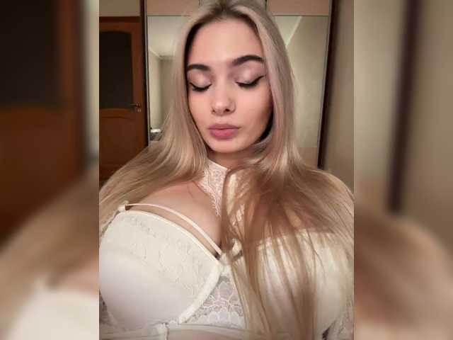 Entrez le videochat erotique avec le
modèle obsessed obsessed
