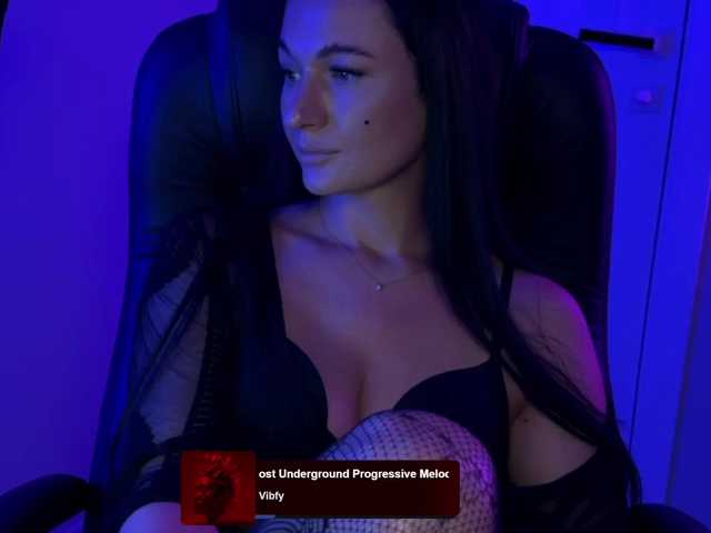 _UkRaiNo4Ka_ webcam