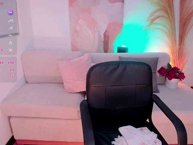 VictoriaLeia webcam