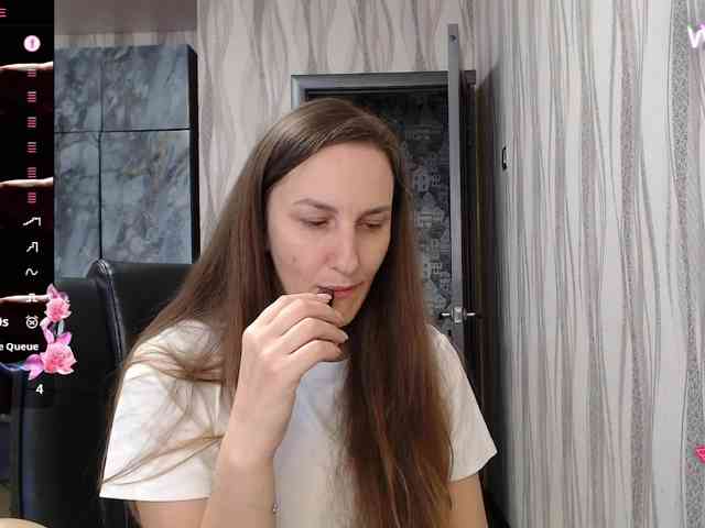 MilayaZhenya webcam