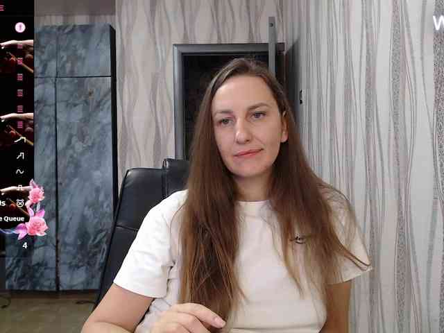 MilayaZhenya webcam