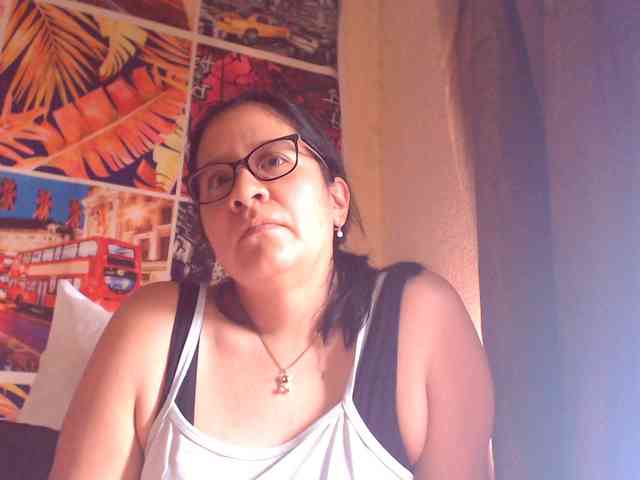 lucyLUxxx webcam
