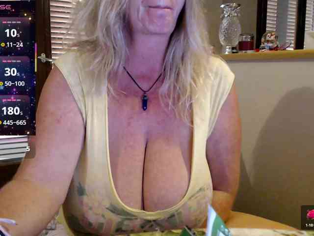 JennaDeluxe webcam