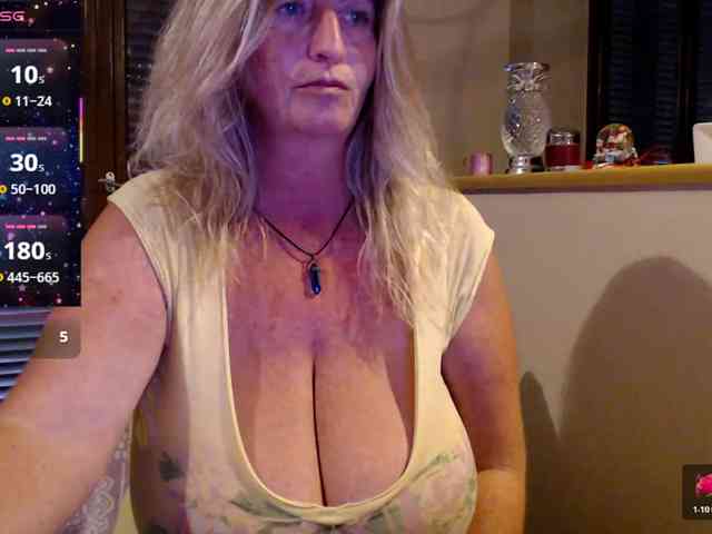 JennaDeluxe webcam