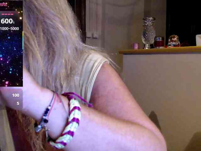 JennaDeluxe webcam