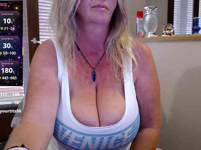 JennaDeluxe webcam